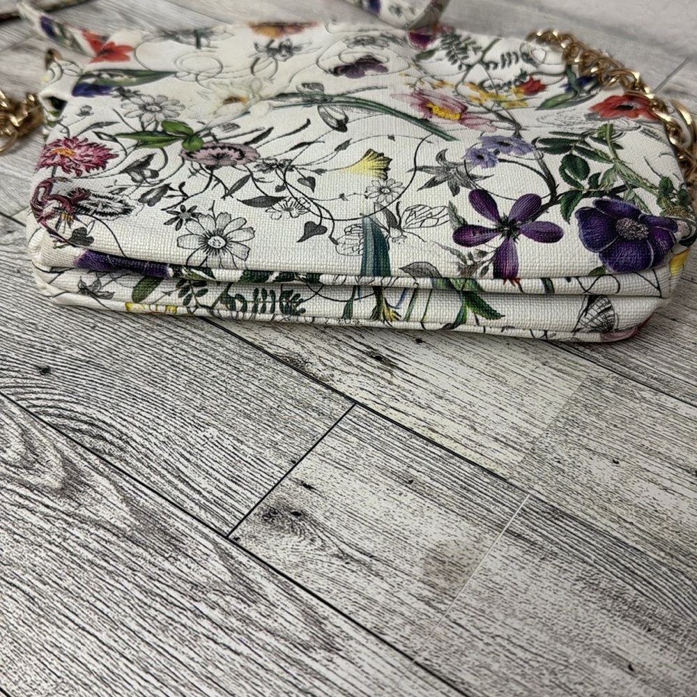 Imoshion Floral Crossbody Bag - Picture 8 of 16
